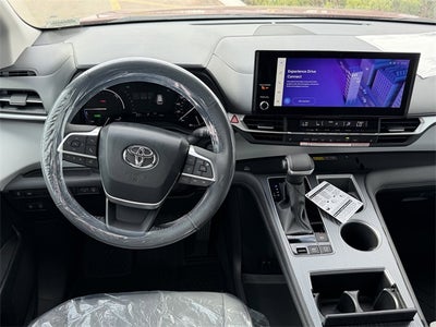 2026 Toyota Sienna XLE