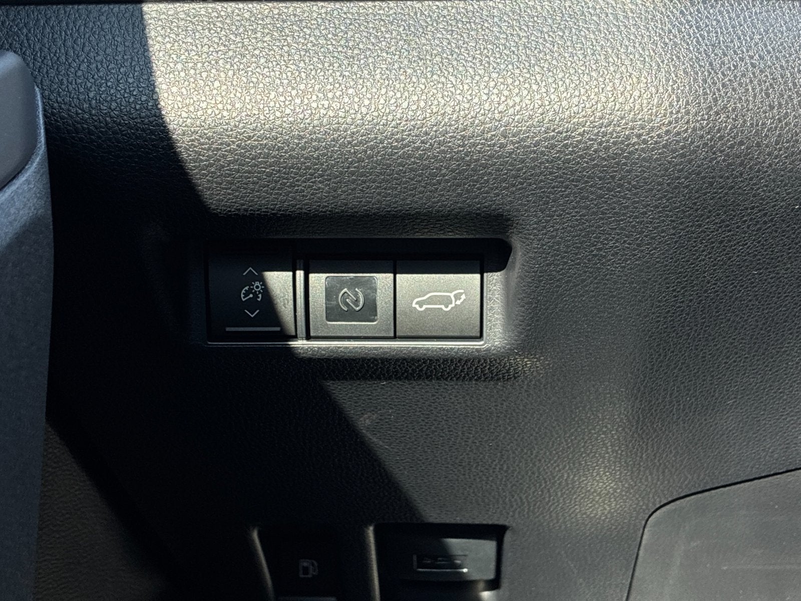 2026 Toyota RAV4 Plug-in Hybrid 22
