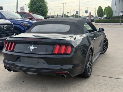 2016 Ford Mustang V6
