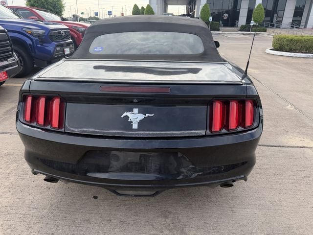 2016 Ford Mustang V6