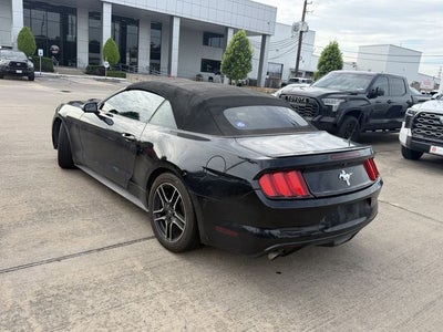 2016 Ford Mustang V6