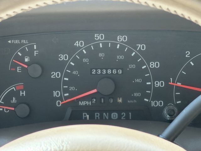 2001 Ford F-250SD Lariat