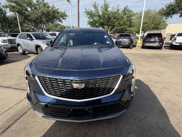 2022 Cadillac XT4 Premium Luxury