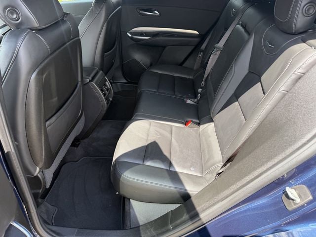 2022 Cadillac XT4 Premium Luxury