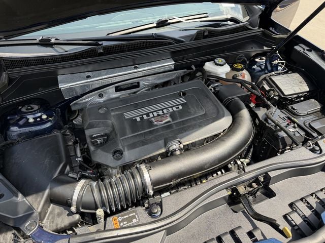 2022 Cadillac XT4 Premium Luxury