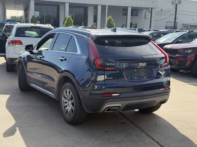 2022 Cadillac XT4 Premium Luxury