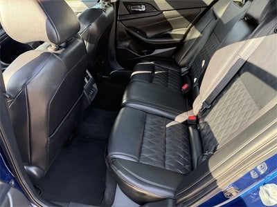 2023 Nissan Maxima Platinum