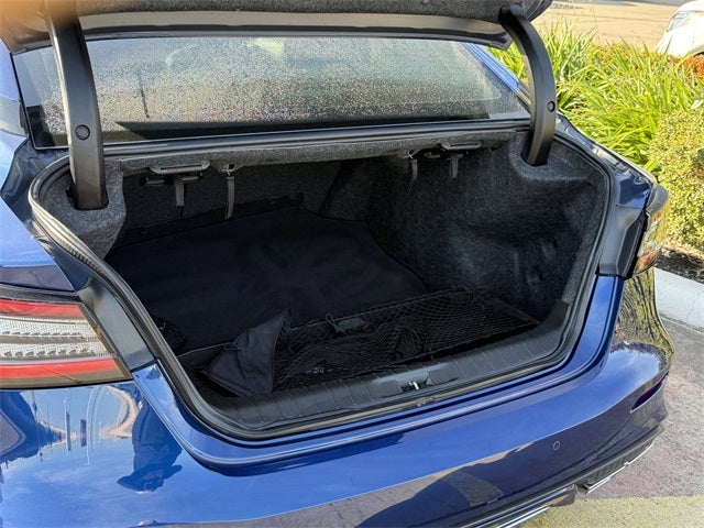 2023 Nissan Maxima Platinum