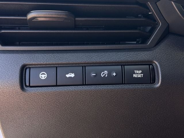 2023 Nissan Altima 2.0 SR