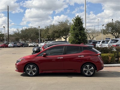 2022 Nissan Leaf SV