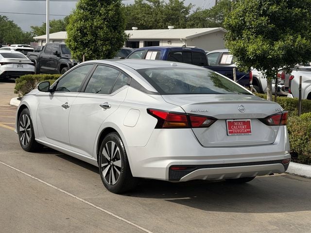 2022 Nissan Altima 2.5 SV