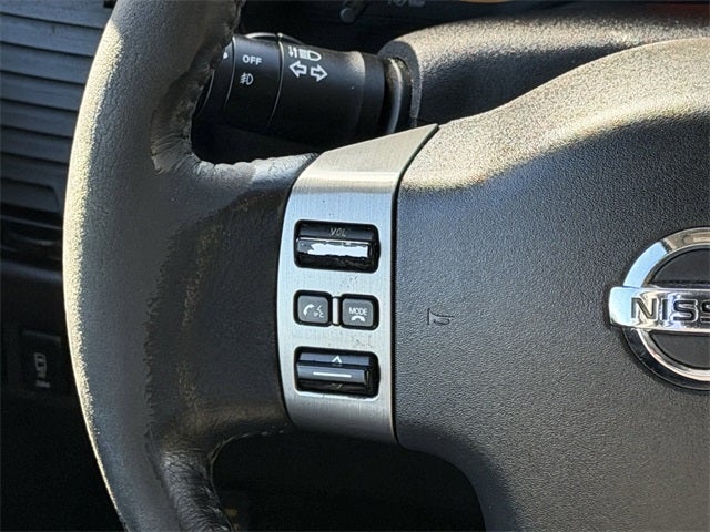 2012 Nissan Titan SV