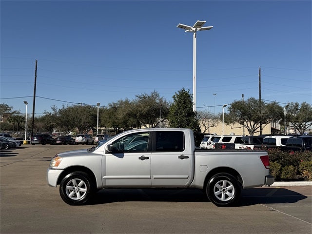 2012 Nissan Titan SV