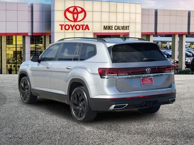 2024 Volkswagen Atlas 2.0T SE w/Technology