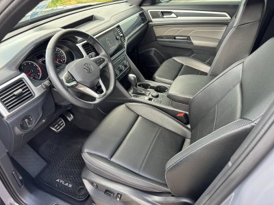 2021 Volkswagen Sport 3.6L V6 SE w/Technology R-Line