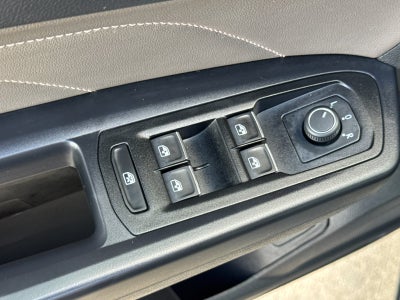2021 Volkswagen Sport 3.6L V6 SE w/Technology R-Line