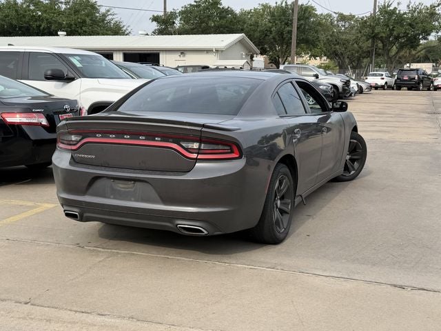 2016 Dodge Charger SE
