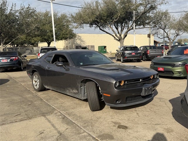 2021 Dodge Challenger SXT