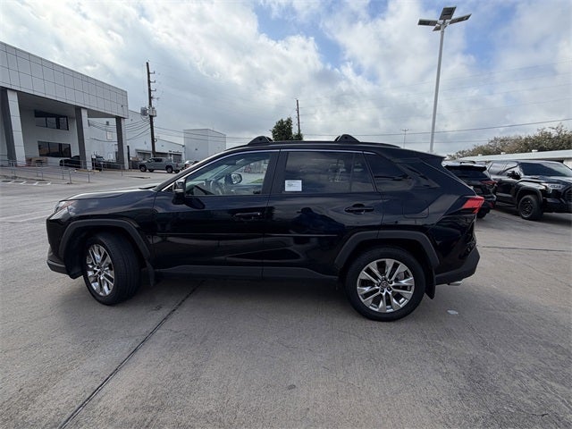 2025 Toyota RAV4 XLE Premium