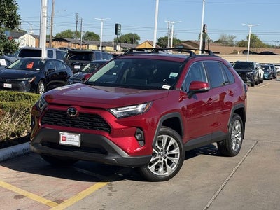 2025 Toyota RAV4 XLE Premium