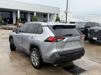 2022 Toyota RAV4 XLE Premium