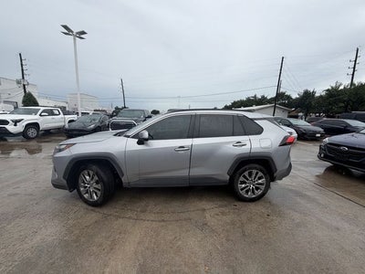 2022 Toyota RAV4 XLE Premium