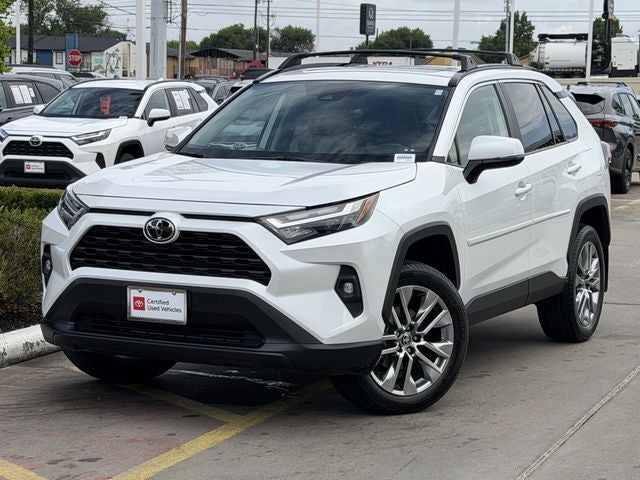 2025 Toyota RAV4 XLE Premium