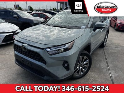 2022 Toyota RAV4 XLE Premium