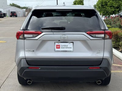 2022 Toyota RAV4 LE