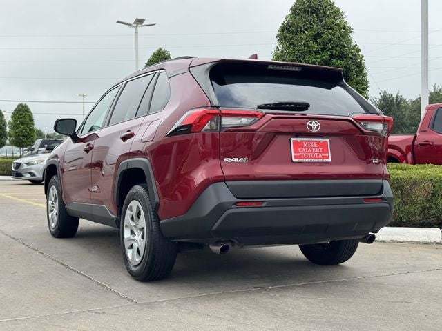 2021 Toyota RAV4 LE