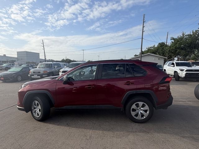 2021 Toyota RAV4 LE