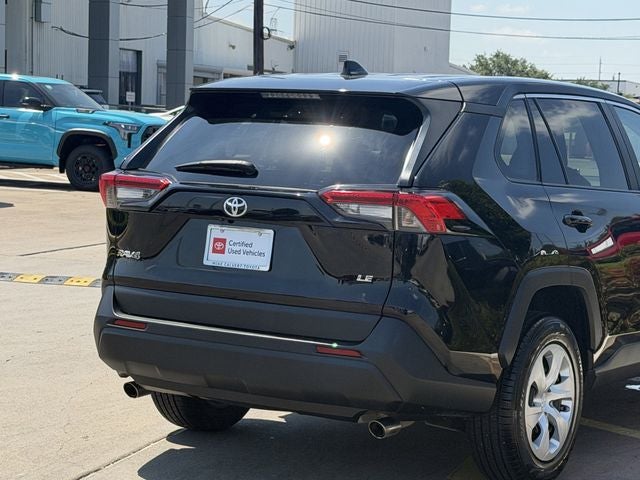 2024 Toyota RAV4 LE