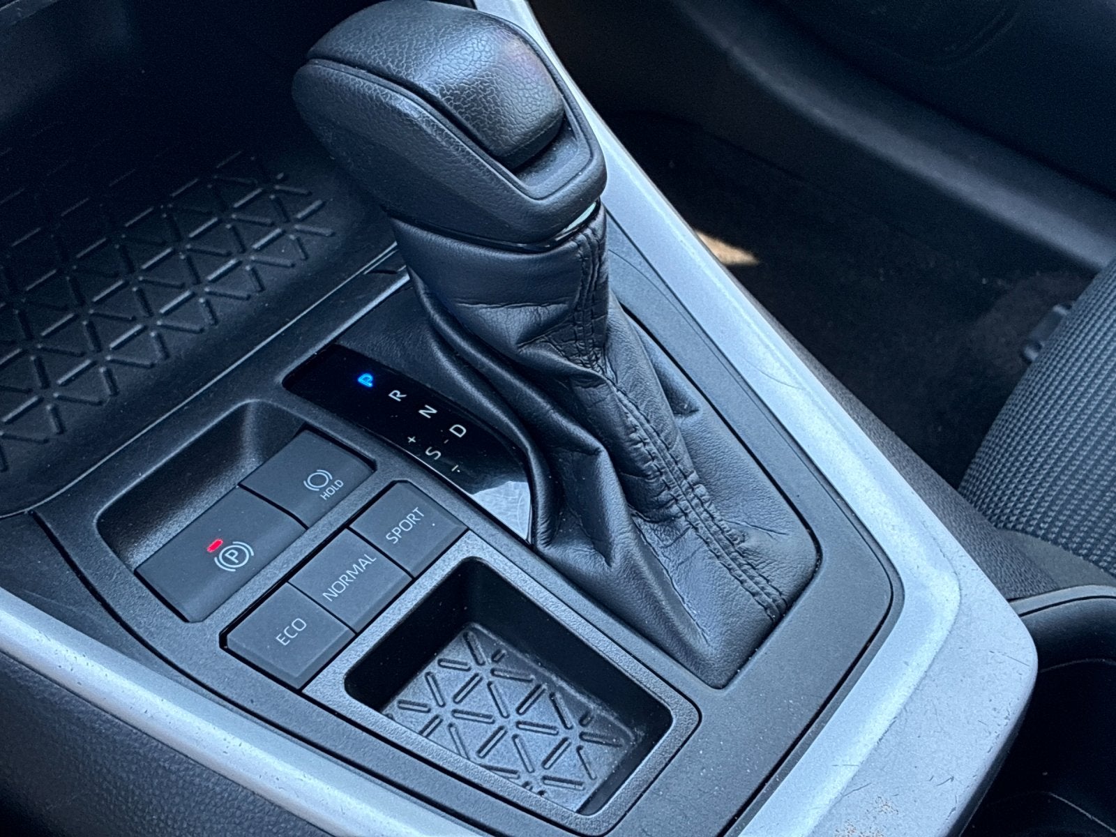 2024 Toyota RAV4 21