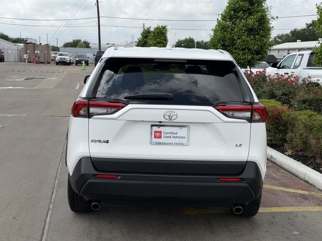 2025 Toyota RAV4 LE