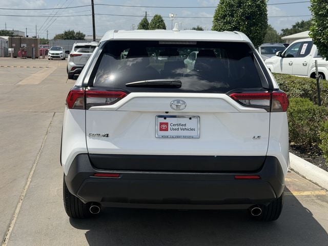 2024 Toyota RAV4 LE