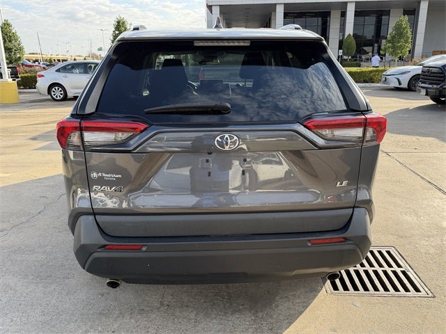 2021 Toyota RAV4 LE