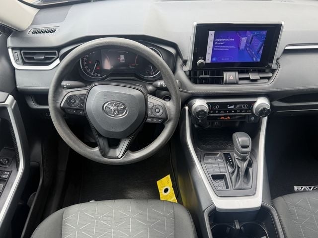 2023 Toyota RAV4 XLE - Photo 10