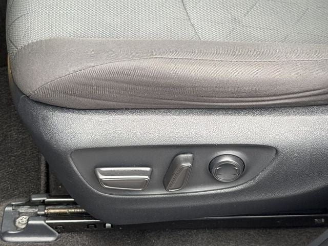 2023 Toyota RAV4 XLE - Photo 49