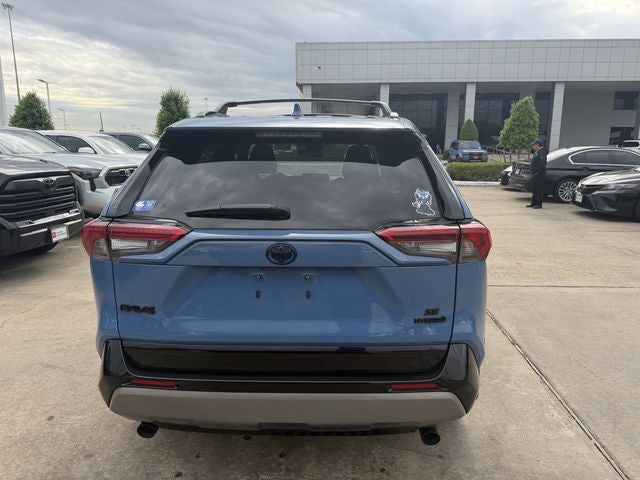 2024 Toyota RAV4 Hybrid SE