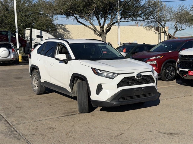 2024 Toyota RAV4 XLE