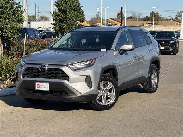 2024 Toyota RAV4 XLE