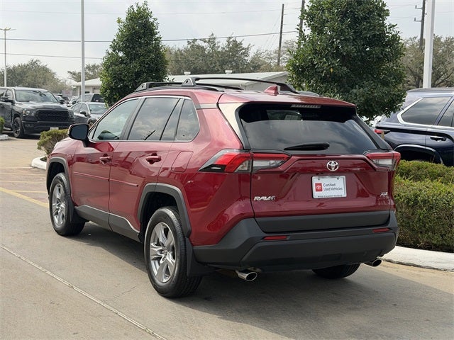 2025 Toyota RAV4 XLE