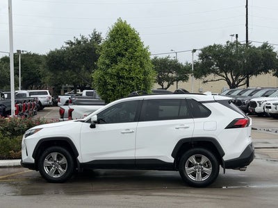 2023 Toyota RAV4 XLE