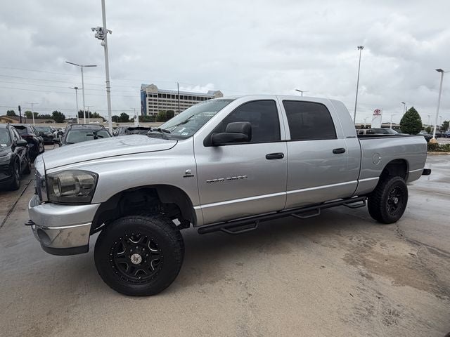 2006 Dodge Ram 3500 SLT Mega Cab