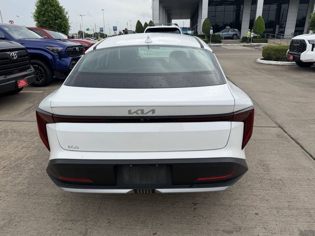 2025 Kia K4 LXS