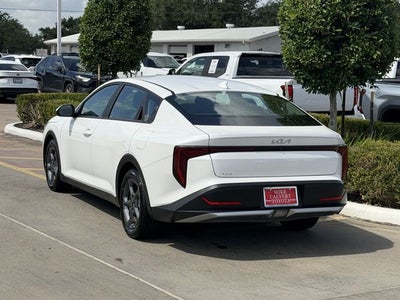 2025 Kia K4 LXS
