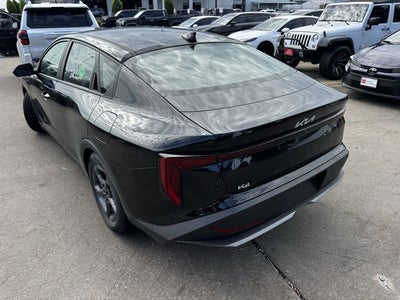 2025 Kia K4 LXS