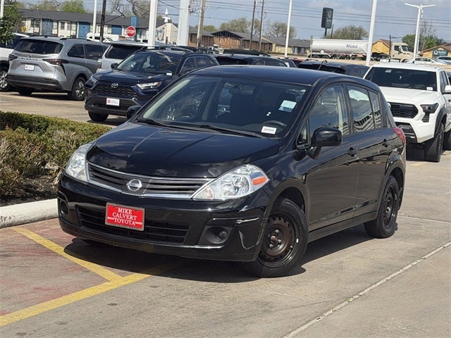 2011 Nissan Versa 1.8 S