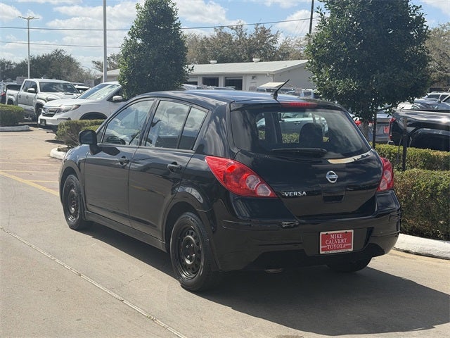 2011 Nissan Versa 1.8 S