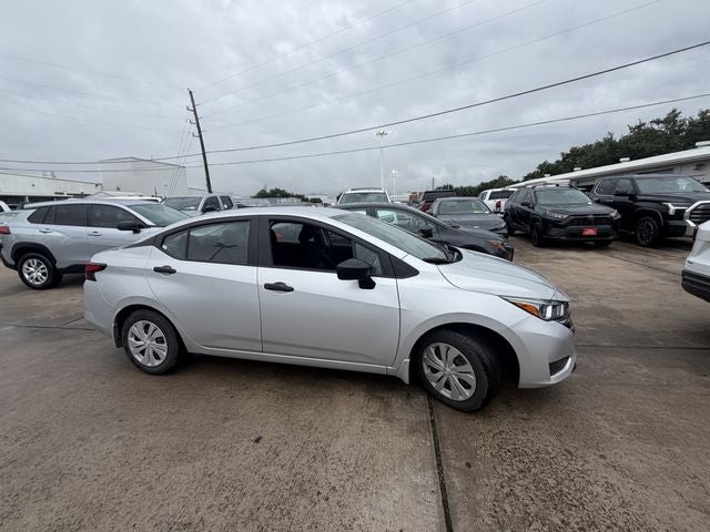 2024 Nissan Versa 1.6 S